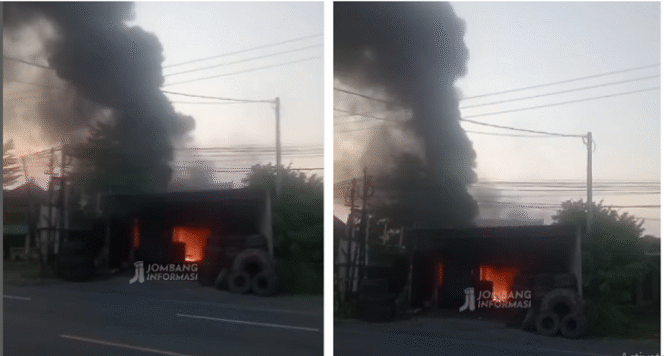 
					Petugas Damkar meluncur ke lokasi gudang penyimpanan ban bekas milik warga bernama Fauzi, di dusun Semelo, desa Kayen, Kecamatan Bandarkedungmulyo, Kabupaten Jombang. pukul 05.10 WIB, Senin 25 Agustus 2025. Foto: tangkap layar video Instagram@jombanginformasi_