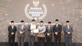 Dalam ajang Baznas Award 2025 di Ancol, Jakarta, Kamis 28 Agustus 20255, Bupati Warsubi dan Pengurus Baznas Jombang mendapat penghargaan sebagai Kepala Daerah Pendukung Zakat, yang diselenggarakan di Ancol, Jakarta, Kamis, 258 Agustus 2025. Foto: Diskominfo Jombang