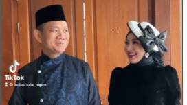 Unggahan video Bella Shofie selalu mesra dengan suaminya, Daniel Riga, Ketua Nasdem Pulau Buru, seorang pengusahan tambang. Foto: instagram@bella_official