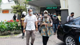 Walikota Surabaya Eri Cahyadi RSUD Bhakti Darma Husada Surabaya. Foto: petisi.co