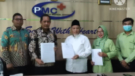 Dinas Kependudukan dan Catatan Sipil (Disdukcapil) Pemkab Jombang terus mengembangkan aplkasi penghubung Dokter Drupadi, agar memudahkan setiap lembaga kesehatan yang terkait dengan kependudukan, bisa secara langsung mencetak akta kelahiran dan KK secara mandiri. Foto: tangkap layar video Youtube@Dukcapil Jombang