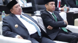 (Kiri) Bupati Jombang, H Warsubi, (Kanan) Ketua DPRD Jombang Hadi Armaji. Foto: Diskominfo Jombang