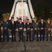 Pejabat dalam Forkompimdxa Jombang melaksanakan malam renungan suci di taman makam pahlawan (TMP) Kusuma banga, Jombang. Di area sakral itu, para pemimpin daerah mengucapkan sumpah dan jani untuk melanjutkan perjuangan para pahlawan, Sabtu 16 Agustus 2025. Foto: Jombangkab.go.id