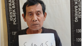 Mbah Samsi, 65, warga Bareng, Jombang, emosi. Ia lalu membakar rumah istrinya, hingga luedes, pada Sabtu, 2 Agustu s2025. Foto: Dok/Polres Jombang