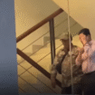 Petugas KPK menggiring Rudy Ong Chandra ke kantor KPK, setelah dijemput paksa dalam kasus korupsi perizinan pengurusan Izin usaha pertambangan (IUP), Kamis malam 21 Agustus 2025. Foto: tangkap tangan video Instagram@ctdinsider