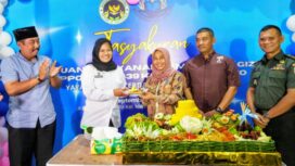 Wali Kota Mojokerto, Ika Puspitasari, meresmikan dapur Satuan Pelayanan Pemenuhan Gizi (SPPG) Meri 439 Kota Mojokerto. (Dok.humas)