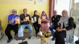 Wali Kota Mojokerto Ika Puspitasari melakukan sambang di UMKM Sigma pada Jumat (26/9). dok.humas