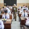 Wali Kota Mojokerto Ika Puspitasari mengunjungi pelaksanaan MBG di sekolah. Dok.Humas