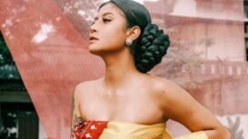 Karin Novilda alias Awkarin (Foto: @awkarin/Instagram)