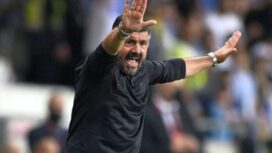 Pelatih Italia Gennaro Gatusso