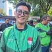 Riska Amelia (29) seorang pengemudi ojek online yang penghasilannya tembus Rp 10 juta per bulan.
© KOMPAS.com/ SHINTA DWI AYU
