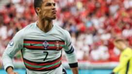 Ronaldo mengemas 38 gol