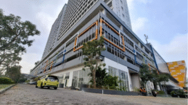 Para penghuni Icon Apartemen di Gredik terkejut setelah mendapat pemberitahuan dari pihak pengembang PT Raya Bumi Nusantara Permai (RBNP), bahwa sertipikat induk tanah untuk bangunan dijaminkan ke bank. Foto: istimewa