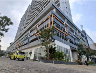 Para penghuni Icon Apartemen di Gredik terkejut setelah mendapat pemberitahuan dari pihak pengembang PT Raya Bumi Nusantara Permai (RBNP), bahwa sertipikat induk tanah untuk bangunan dijaminkan ke bank. Foto: istimewa