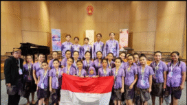 Inilah arek-arek cilik Surabaya yang tergabung dalam Kirana Children Choir yang telah meraih penghargaam emas di ajang kompetisi A Voyage of Songs International Choral Competition (AVOSICC) 2025 di Chulalongkorn University, Bangkok, Thailand, pada tanggal 2-4 Agustus 2025. Foto: Dok/ Kirana Children Choir