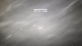 Sesaat sebelum rudal mengenai UFO