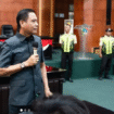 Ketua DPRD Jombang, Hadi Atmaji pulang dari umrah mengundang para wartawan, sedikitnya 100 wartawan menghadiri undangan terbuka, bicara blak-blakan soal pendapatan dan tunjangan DPRD Jombang, Rabu, 10 September 2025. Foto: Instgaram@ketuadprdjombang