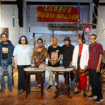 Kelompok seniman ludruk Budhi Wijaya asal Ngisikan Jombang, menyelenggarakan petunjukkan keliling selama sebulan penuh di Jawa Timur. Fotot: Dok. Ludruk Budhi Wijaya