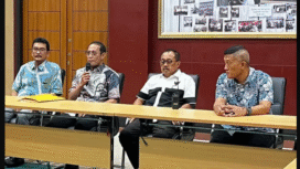 Wakil Walikota H Armuji memimpin pertemuan antara ATR/BPN dan untuk menjelasakan klaim dari PT Pertamina sebagai pemilik lahan seluas 220 hektare, di kawasan Darmo Hill. Foto: Instagram@cakj1