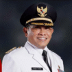 Kejati Menahan mantan Pj Bupati Sidoarjo, Hudiyono, terduga kasus korupsi senilai hampir Rp 180 miliar, sejak 26 Agustus 2025. Foto: tirto.id
