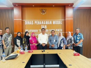 Dinas Penanaman Modal dan Pelayanan Terpadu Satu Pintu (DPMPTSP) Kabupaten Jombang melaksanakan kegiatan Audit Surveylance ISO 9001:2015 pada hari Kamis, 11 September 2025. Audit ini dilakukan oleh PT. Nusantara Sertifikasi Manajemen (NSM). Foto: jombangkab.go.id
