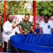 Bupati Fandi Akhmad Yani, Kapolres AKBP Rovan Richard Mahenu, Dandim Letkol Inf Fadly Subur Karamaha. dan Dirut Petro Kimia Gresik Daconi Khotob melaunching program budidaya lele untuk 80 desa se wilayah Gresik. Foto: Istimewa