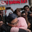 Sebanyak 16 aktivis melakukan aksi mogok makan selama di dalam tahanan Polda Metero Jaya, atas tuduhan sebagai penghasut aksi demo Agustus 2025. Foto: Instagram@totalpolitik
