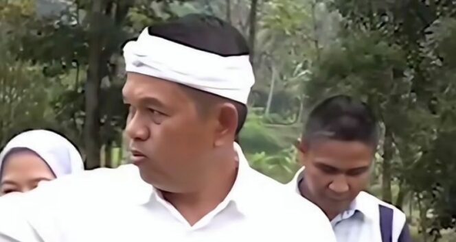 
					Gubernur Jawa Barat Dedi Mulyadi sidak ke pabrik air mineral Aqua di Subang. (Foto.instagramkdm)