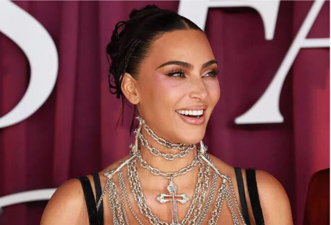 Aktris Kim Kardashian