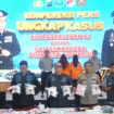 Kapolres Sidoarjo bersama BNN Perwakilan Jawa Timur menggelar konferensi pers hasil tangkapan sabu di kantor BNN, Selasa, 21 Oktober 2025. Foto: tangkap layar video Youtube@Polres Sidoarjo