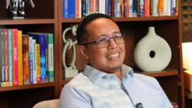 Mantan Kepala Komunikasi Kepresidenan, Hasan Nasbi, mengatakan mantan Presiden Republik Indonesia, Soeharto, layak mendapat gelar pahlawan nasional. (Foto.Instagram Hasan Nasbi)