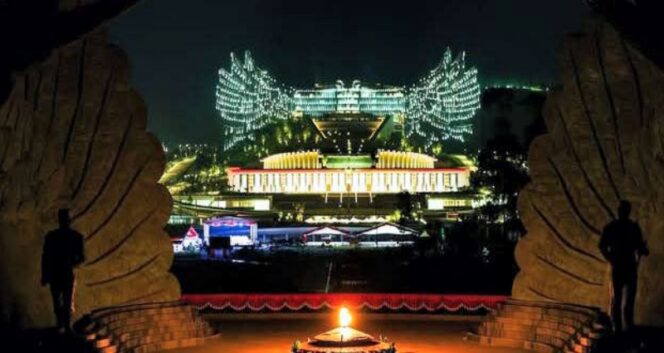 
					proyek pembangunan Ibu Kota Nusantara (IKN)  tetap berlanjut sesuai rencana. Dok.IKN.id