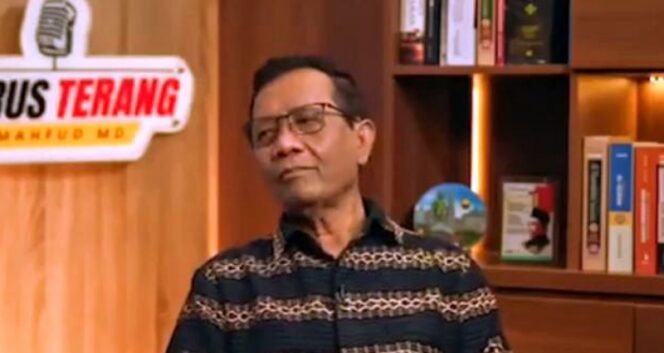 
					Mahfud MD, mantan Menko Polhukam melontarkan kritik pada Kejaksaan Agung yang belum mengeksekusi buronan Silfester Matutina. (Foto: Instagram prof.mahfud)