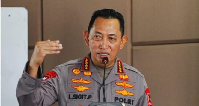 
					Kapolri Jenderal Listyo Sigit Prabowo respons fenomena damkar lebih dipercaya masyarakat. (Dok. Polri)