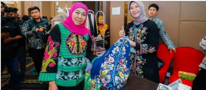 
					Gubernur Jatim Khofifah Indar Parawansa