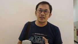 Sutradara Hanung Bramantyo saat ditemui usai menonton film Merah Putih