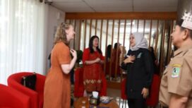 Perkins bertemu dengan pejabat Pemkab Banyuwangi