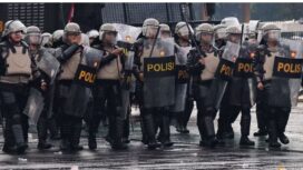 Polisi saat bertugas