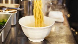 Air rebusan mi instan sebaiknya diganti