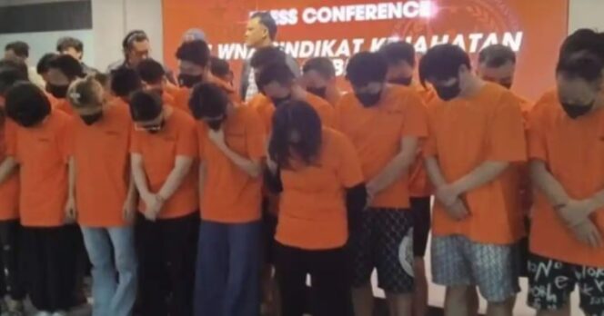 
					 Para penipu scam online asal China