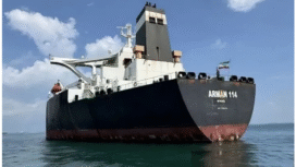 Inilah sosok supertenaker Arman 114 berbendera Ira, yang dilelang oleh Kejaksaan Agung, cq Kejaksaan Batam, sebagai barang rampasan operasi Bakamla di lautan Naturan, saat melakukan transfer ship to ship barang berupa minyak mentah. Foto: antara/kejaksaan