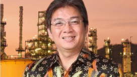 Denny Januar Ali biasa dipanggul Denny JA, adalah tokoh analis poltik dan konsultan. Saat diangkat menjadi komisaris PT Pertamina Hulu Energi. Foto: Instagram@wartaekonomi