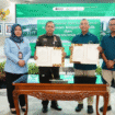 Kejaksaan Negeri Gresik melakukan MoU bersama PT Petrokimia Gresik dalam upaya memperlancar penyalur pupu bersubsidi kepada petani. Foto: Petrokimia Gresik