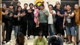 Tim Reskrim Polres Merangin, Jambi, telah berhasil menemukan dan mengembalikan bocah balita bernama Bilqis, yang diculik di Makassar 2 November 2025, dan kemudian ditemukan di keluarga suku Anak Dalam, Merangin, Jambil 8 November 2025. Foto: Polres Merangin