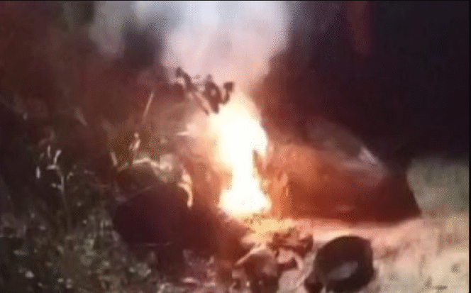 
					Polisi ungkap identitas pria korban penganiayaan yang tubuhnya ditemukan di lokasi bekas tambang kapur di desa Lesong, kecamatan Batumarmamr, Pemeksan, ternyata bernama Munahan, 36, warga warga Desa Bira Timur, Kecamatan Sokobanah, Kabupaten Sampang, Madura, Jawa Timur. Foto: Instagram@maduraterkini