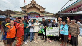 Sebagai bagian membangun kepentingan sosial, PT Pegadaian Surabaya menyerahjkan bantuan berupa satu unit kendaraan ambulans dilengkap dengan perankat kesehatan kepada Yayasan Rehabilitas Jiwa Assifa. Foto: Dok/ PT Pegadaian