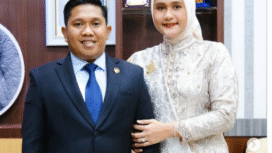 Wali Kota Sibolga Akhmad Syukri Nazri Penarik dilaporkan hilang kontak setelah terakhir mengirim pesan pada Selasa pukul 11.10 WIB, Selasa 25 November 2025, menyebut dirinya terjebak di Kecamatan Sitahuis, Tapanuli Tengah, akibat banjir dan longsor yang memutus akses ke Sibolga maupun Tapanuli Utara. Foto: Instagram@liputan6