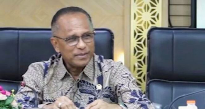 
					Anggota Komisi IV DPR Fraksi PKB, Usman Husin meminta Menhut Raja Juli mundur dari jabatannya. (ig@Usman Husin)