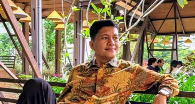 
					Menyoroti kontroversi Bupati Aceh Selatan, Mirwan MS yang pergi ke luar negeri di tengah bencana yang melanda wilayahnya. (Instagram.com/@h.mirwan_ms_official)