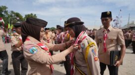 Wali Kota Mojokerto melantik 1.378 Pramuka Garuda dari pasukan Siaga, Penggalang
. Dok.Humaa